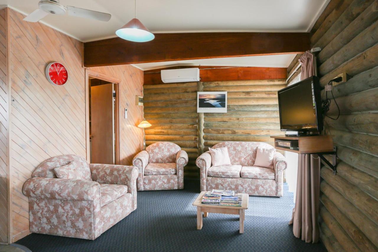 Lazy Acre Log Cabins Лейкс-Энтранс Экстерьер фото